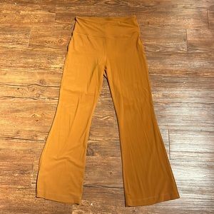 Lululemon “Groove super high rise flared pant Nulu”